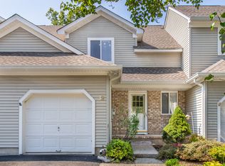 32 Sweetwater Ln #1, Hamburg, NJ 07419