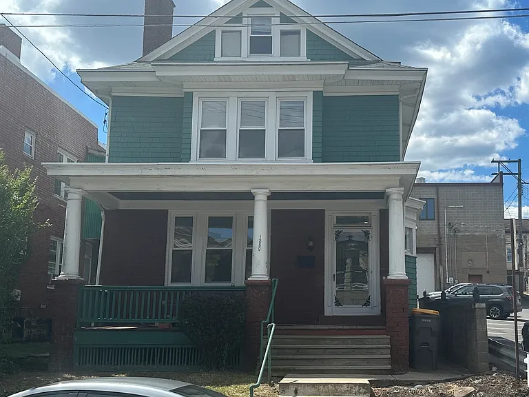 1359 Illinois Ave — Photo 1