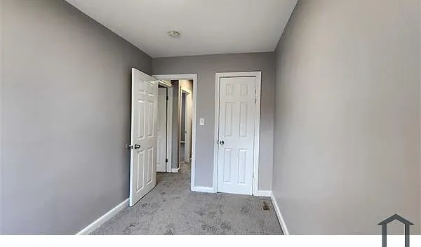 4946 Edgemere Ave — Photo 8