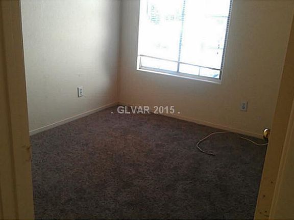 4th image of 3865 Cinnamonwood Way