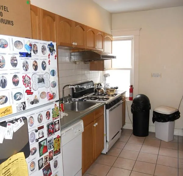 33 Long Ave #1A — Photo 2