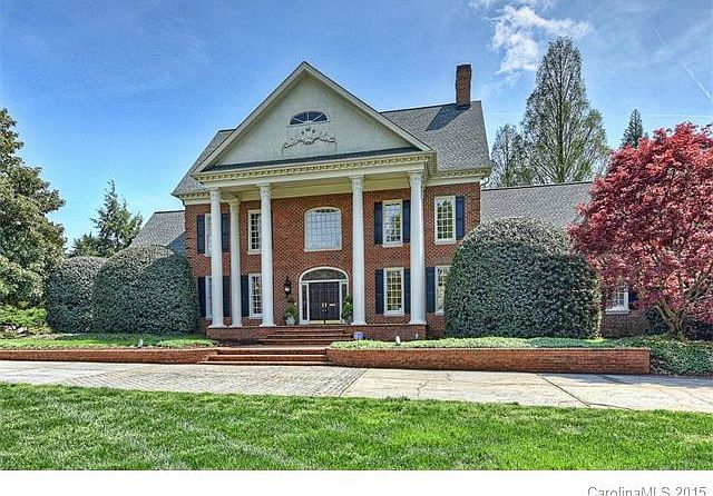 1st image of 2215 Sharon Ln