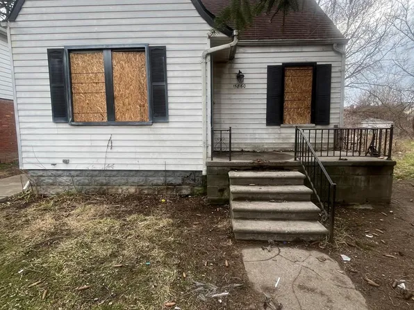 15860 Pierson St, Detroit, MI 48223