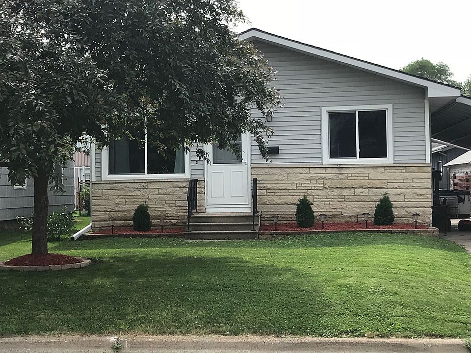 1st image of 65 Fairfax St