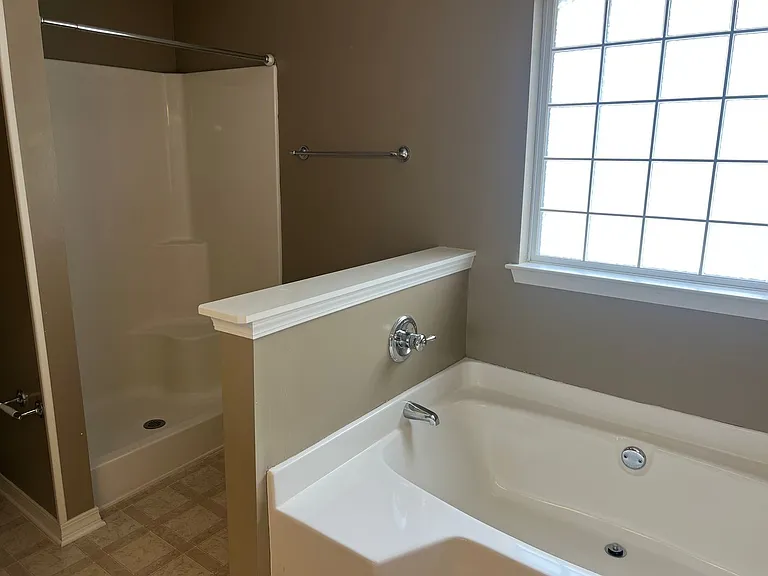 758 Mozingo Ln — Photo 7