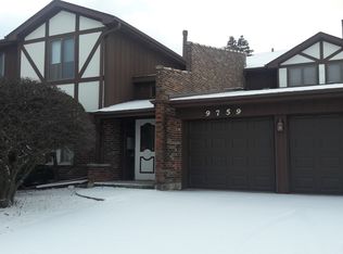 9759 W Creek Rd APT 1E, Palos Park, IL 60464