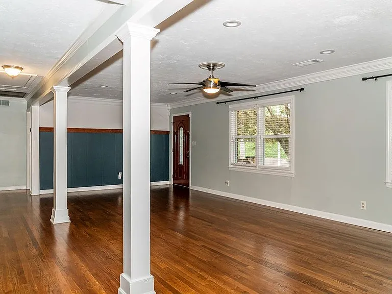 2331 Robin Ln SE — Photo 3