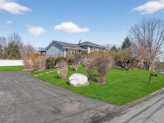 3rd image of 5 Loch Invar Lane