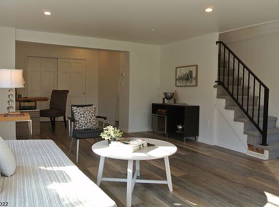 2nd image of 373 Bloomfield Ave