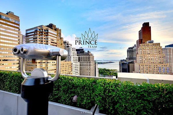 Rented by Town Residential | media 30