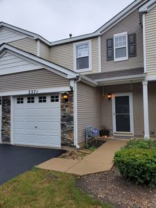 2271 Flagstone Ln, Carpentersville, IL, 60110