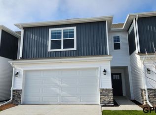 7303 S 204th Ave, Gretna, NE 68028