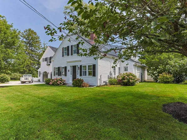 141 Bank Street, Harwich Port, MA 02646