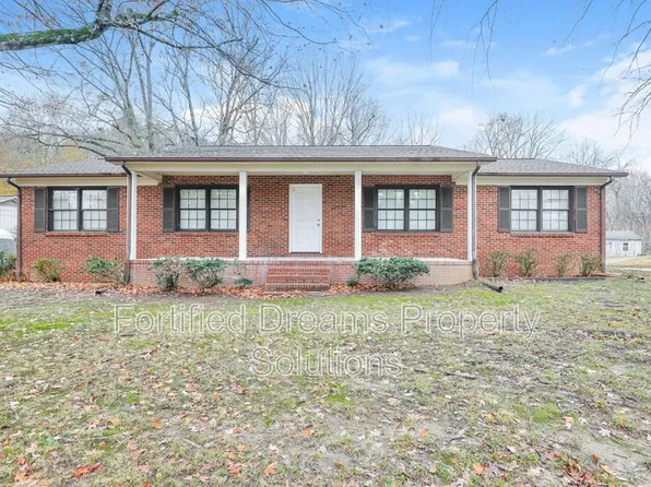 2732 Knob Hill Dr, Clemmons, NC 27012