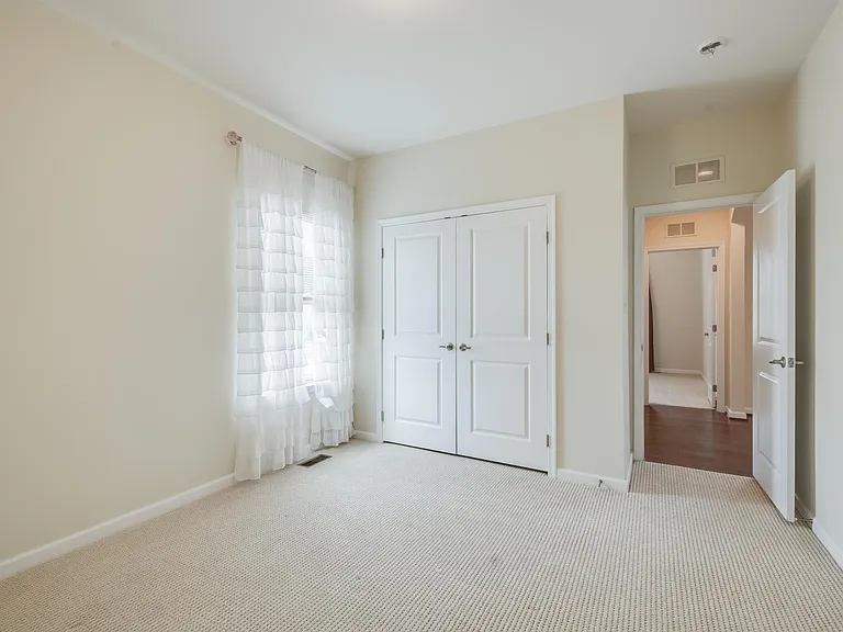 3rd Bedroom (Main Level)