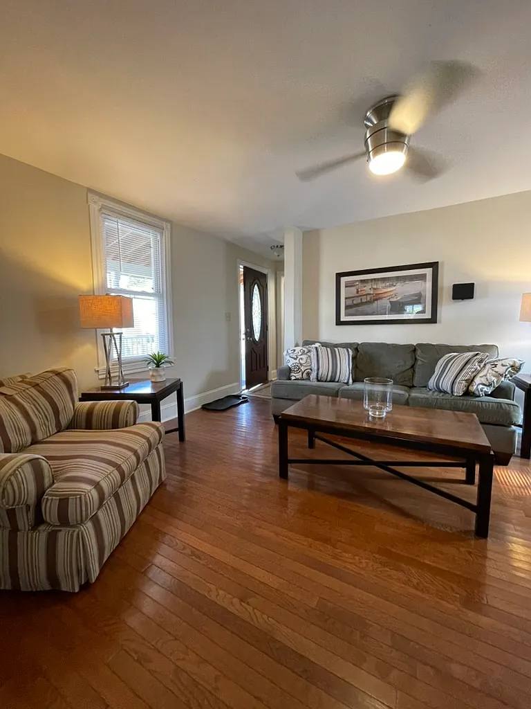 1145 Isabella Court - 1 — Photo 3