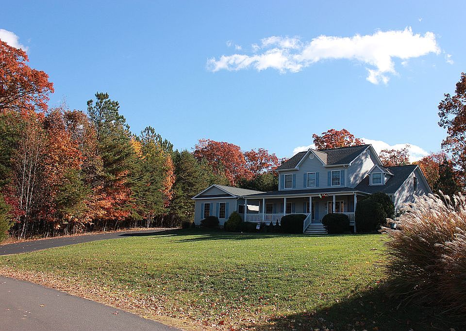 1st image of 139 Sunset Pointe Dr