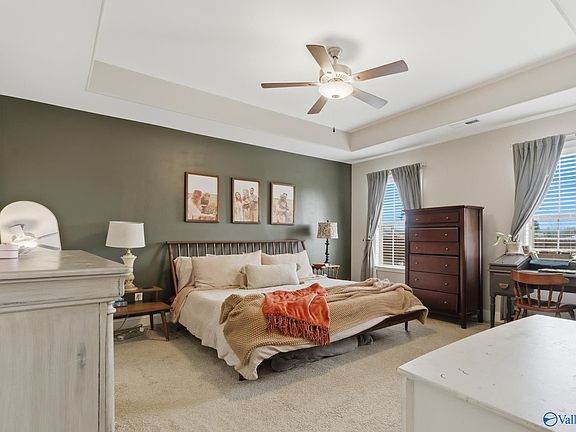4th image of 233 Olde Dogwood Trl