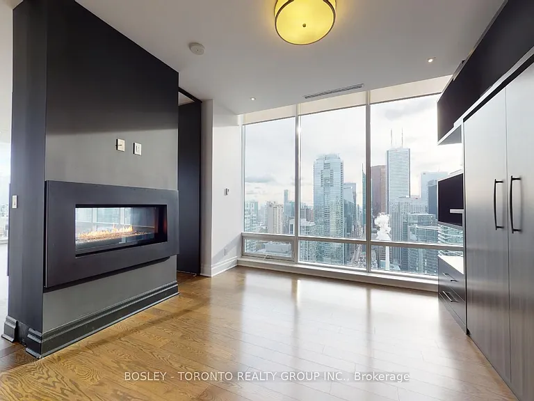 295 Adelaide St W #Penthouse 01 — Photo 5