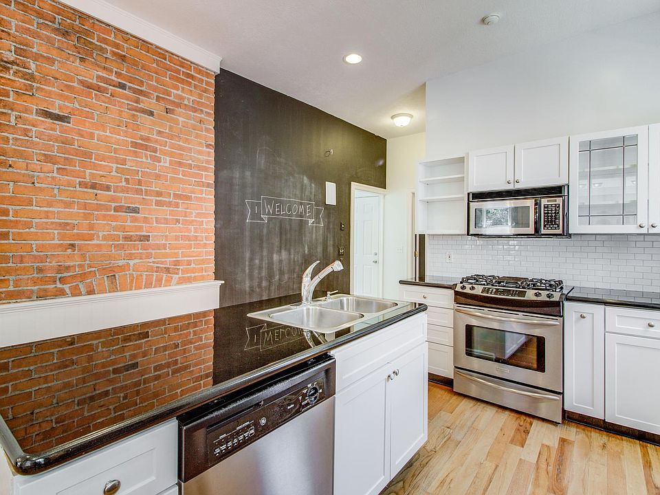 1st image of 6016 Franklin Blvd APT 2