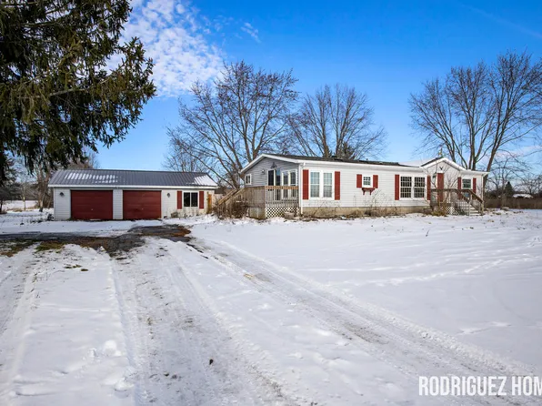 3730 W David Hwy, Ionia, MI 48846