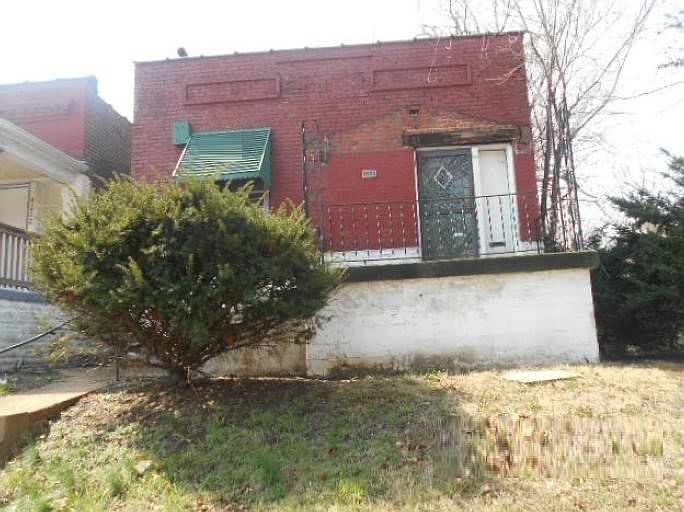 1st image of 4204 Lexington Ave