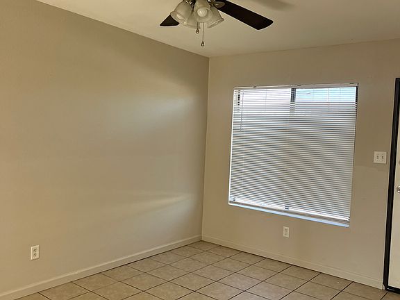 3rd image of 1186 W Kings Ln #20