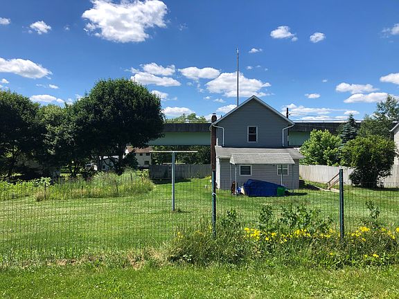 2nd image of 519 S Brady St