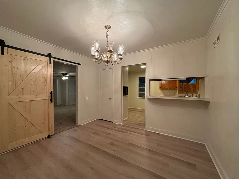 817 Anthony St — Photo 13