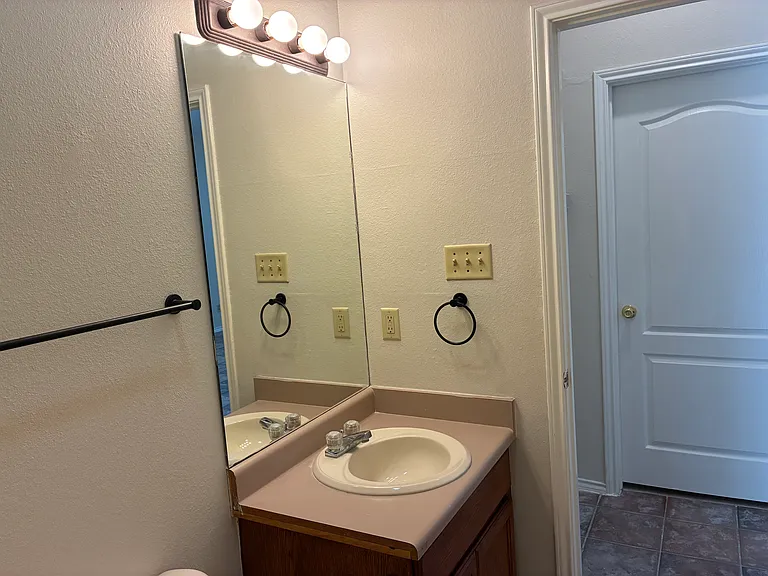 511 Shiloh Dr #14 — Photo 24