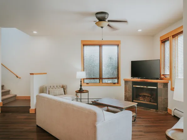 20 Limber Pine Pl, Big Sky, MT 59716