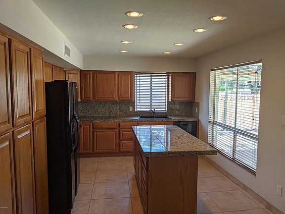 4th image of 9034 N 48th Dr