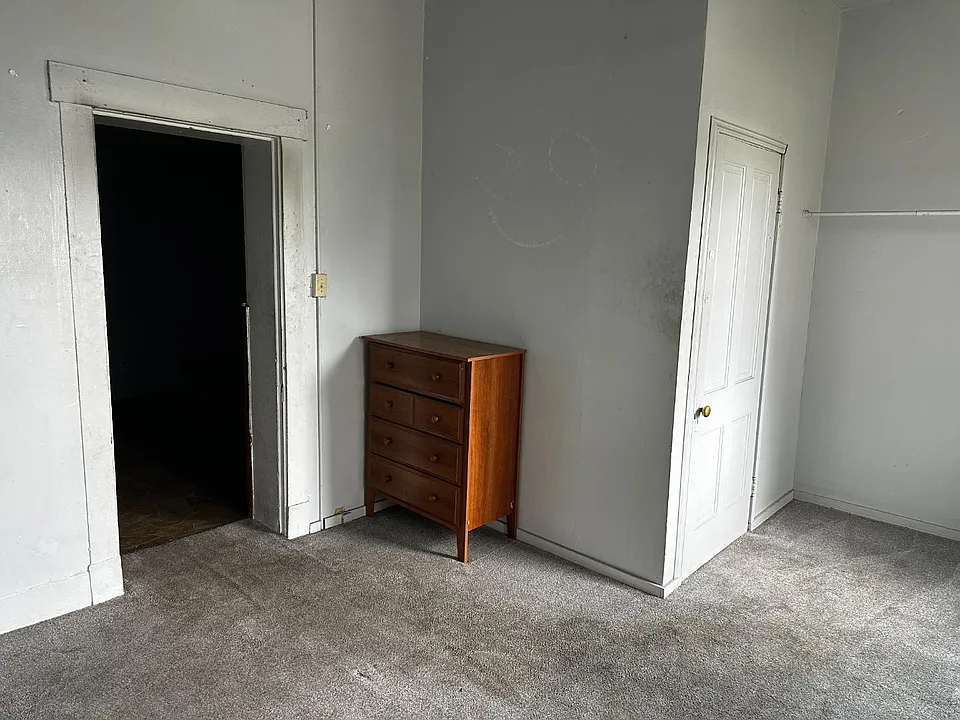 Unit Photo