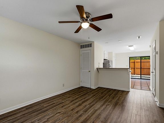 3rd image of 709 26th Ave. S #M