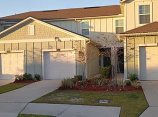 8995 Gifford Dr, Jacksonville, FL 32220