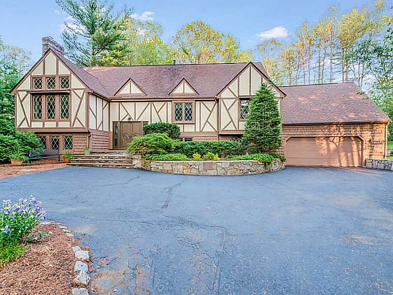 1st image of 21 Georgiana Dr
