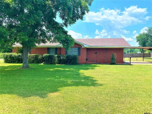 201 NE 1st St, Mt Enterprise, TX 75681