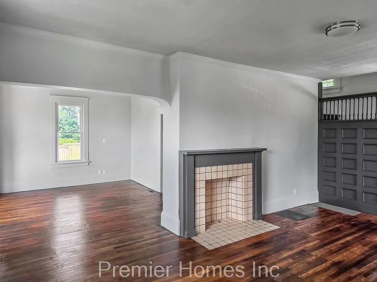 1309 Piedmont Ave NE — Photo 4