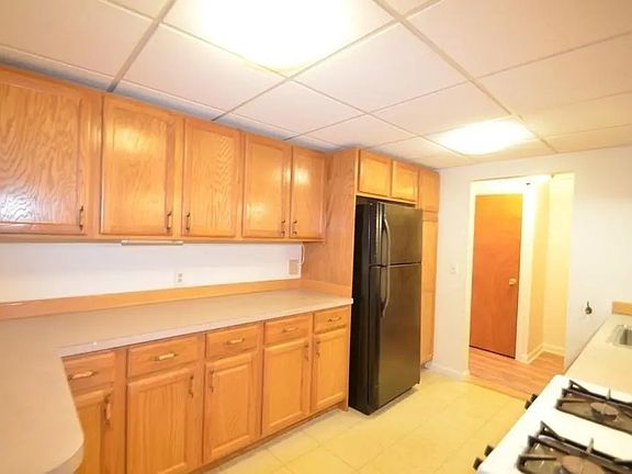 3rd image of 215 Chelmsford St Unit 8