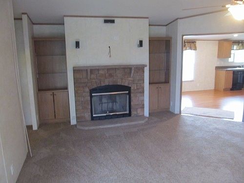 2nd image of 802 S Washington St #1