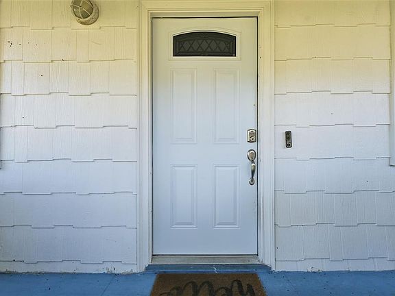 5th image of 226 Lynnhaven Rd