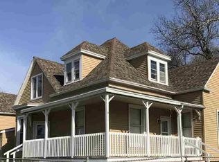 2411 Harlan St, Falls City, NE 68355