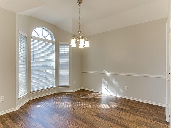 5th image of 1431 Ross Dr
