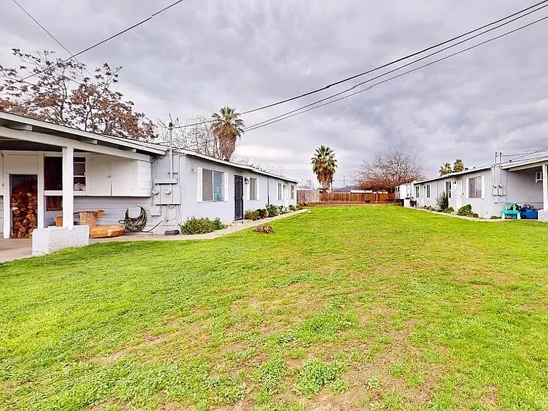 614 Leon Ave #B — Photo 9