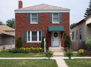 3933 Vernon Ave, Brookfield, IL 60513