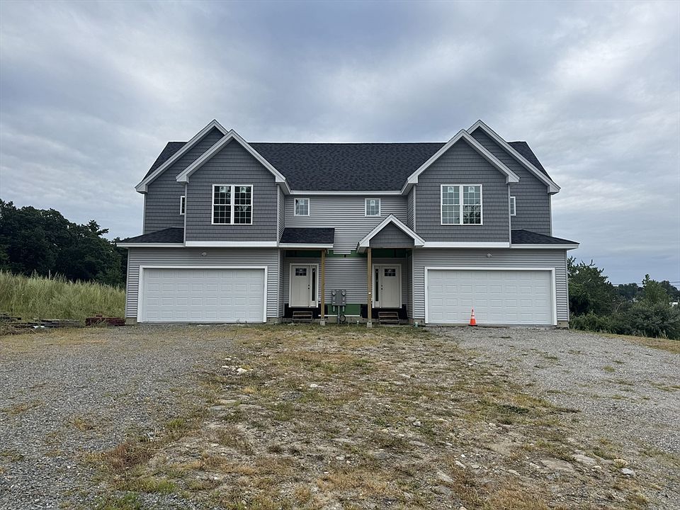 1st image of 11 Pond St #11