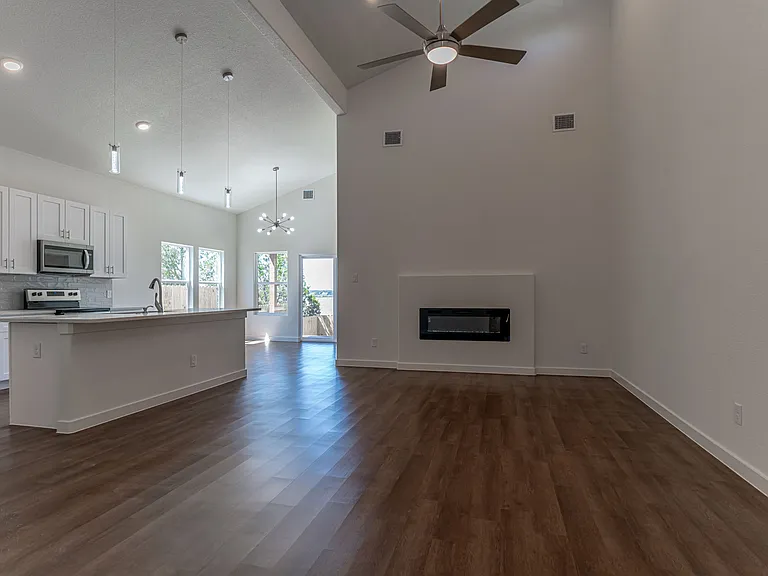 3320 Brazos River Dr — Photo 32