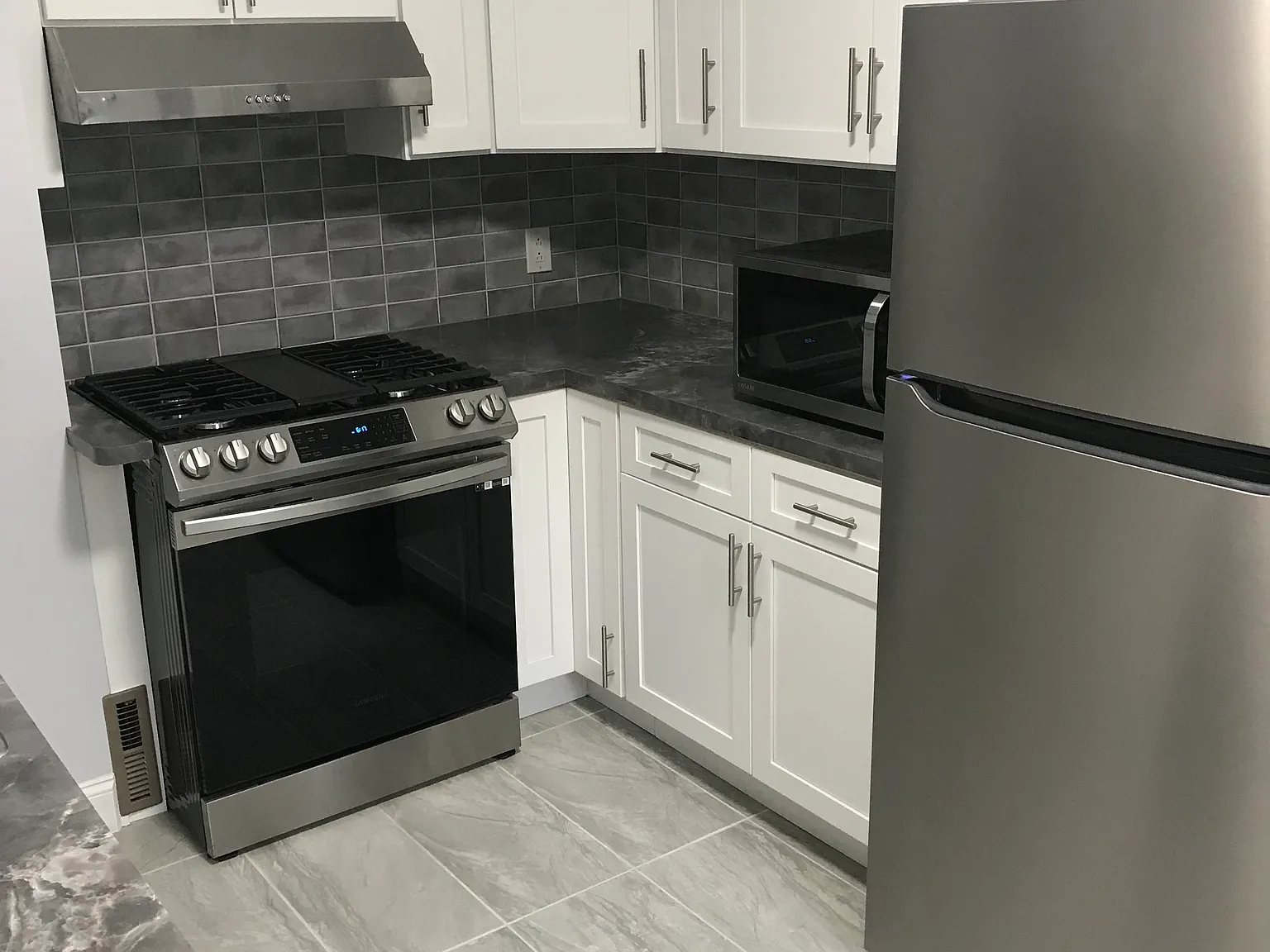 59 Cleveland Ave — Photo 1