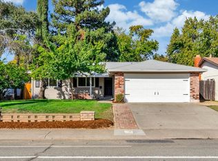 8585 La Riviera Dr, Sacramento, CA