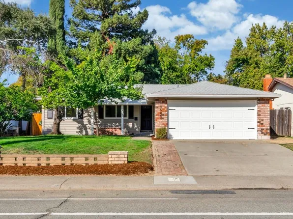 8585 La Riviera Dr, Sacramento, CA 95826